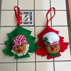 Gingerbread christmas ornaments ( 2 pair ) red and green trees